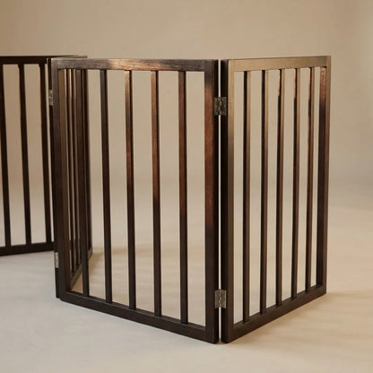 FlexGuard – Portable Pet Safety Gate